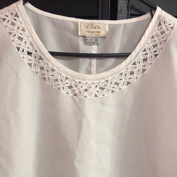 Blouse - Picture 2 of 4